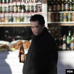 Meningkatnya penggunaan alkohol di negara-negara berkembang, menurut pakar WHO, berkaitan dengan peraturan mengenai alkohol di negara-negara tersebut masih longgar.