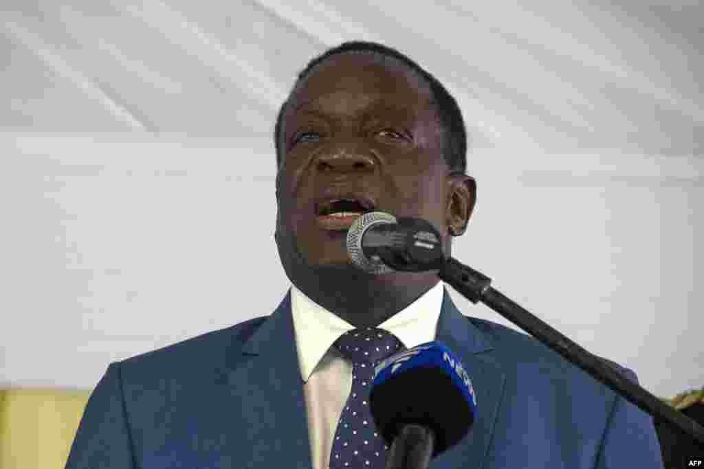 21 novembre&nbsp;:&nbsp;Robert Mugabe&nbsp;démissionne de la présidence du&nbsp;Zimbabwe,&nbsp;Emmerson Mnangagwa&nbsp;lui succède le 24.