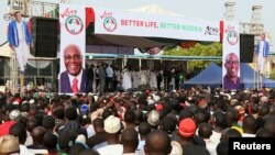 Des partisans du Parti démocratique du peuple (PDP) à un rassemblement à Lafia, au Nigeria, le 10 janvier 2019.