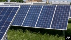 کندهار کې د لمریزې برېښنا پر ۳ پروژو کار روان دی