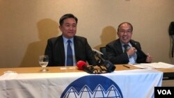 台湾民进党立委王定宇(图左）2019年9月14日在华盛顿参加台湾人公共事务会国会倡议年会前举行记者会，右边为台湾人公共事务会总会长郭正光（美国之音锺辰芳拍摄）