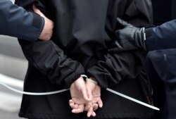 Polisi Belgia menangkap 48 orang, Selasa (9/3) dalam operasi berskala yang belum pernah dilakukan sebelumnya, yang menargetkan kejahatan terorganisir terkait jaringan komunikasi populer di kalangan kriminal yang terenkripsi. (Foto: ilustrasi).