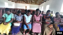 A group of women has come forward accusing police of sexual harassment, in Lilongwe. (Lameck Masina/VOA)