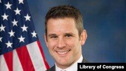 ادم کنزینگر می گوید که داعش را در عراق باید سربازان عراقی سرکوب کنند