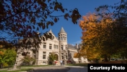 图为印第安纳大学的布鲁明顿校区。