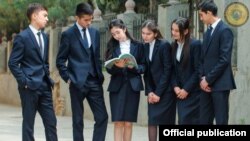 O'zbekiston maktabi o'quvchilari