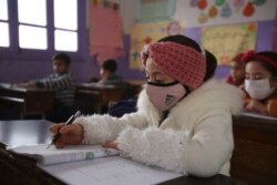 School administrators say increasing child labor in Idlib, Syria, not only keeps children out of school, but puts them and their entire society in danger. Dec. 1, 2020. (VOA)