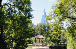 평양 주재 영국 외교관의 아내로 2년간 북한에 거주했던 린지 밀러 씨가 평양에서 촬영한 사진. Linsey Miller / Twitter.