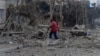 یک ساحهٔ تخریب شده بر اثر حملات اسراییل در جنوب لبنان