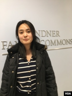 台湾淡江大学大陆研究所助理教授吕冠颐（美国之音钟辰芳拍摄）