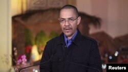 Menteri Penerangan Ernesto Villegas menerangkan kondisi Presiden Venezuela Hugo Chavez di Caracas (Foto: dok). 