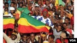 Para pendukung timnas Ethiopia dalam pertandingan Piala Afrika (foto: dok). Ethiopia memimpin grup A kualifikasi PD 2014 zona Afrika. 