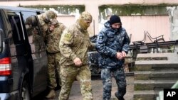 Jami'in leken asirin Rasha yana shigar da matukin jirgin Ukrain kotu