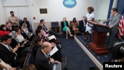 جان کربی، هماهنگ‌کننده ارتباطات راهبردی شورای امنیت ملی کاخ سفید