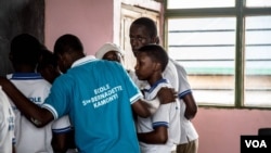 In the soft skills curriculum that has been adopted by all secondary schools in Rwanda, students engage in lively, classroom interactions. (Photo: Chika Oduah for VOA)