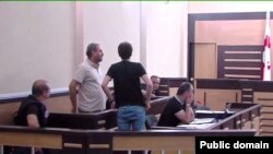 Əfqan Sadıqov məhkəmədə (Mənbə: Palitra News)