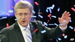 Ra'iisul Wasaare Harper ayaa raadinaya in dib loo doorto