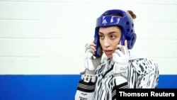 کیمیا علیزاده 