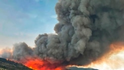 미국 오리건주 남부 패튼 매도우 지역에서 산불로 화염이 치솟고 있다. (자료사진)