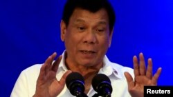 Filippin rahbari Rodrigo Duterte 