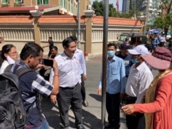 Former Senator Thach Setha departs from Phnom Penh Municipal Court on November 26, 2020. (Ananth Baliga)