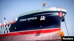 Kapal tanker minyak berbendera Inggris "Stena Impero" di pelabuhan Bandar Abbas, Iran, 22 Agustus 2019. (Foto: dok).