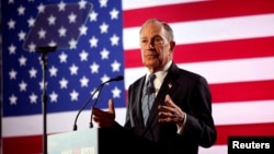 2020年2月12日布隆伯格在美国田纳西州史密斯文化竞选活动中发表讲话。