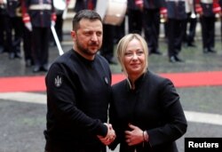 ملاقات ولودیمیر زلنسکی، رئیس جمهوری اوکراین، با جورجیا ملونی، نخست وزیر ایتالیا. رم، ایتالیا - ۱۳ مه ۲۰۲۳