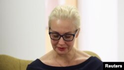 იულია ნავალნაია, ალექსეი ნავალნის ქვრივი, ევროკავშირში შეხვედრებს მართავს. 2024 წლის 19 თებერვალი, ბრიუსელი.