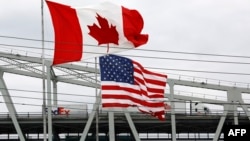 Perbatasan AS-Kanada antara Sarnia, Kanada dengan Port Huron, Michigan, AS (foto: ilustrasi). 