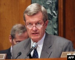 致函王岐山的参议院金融委员会主席鲍卡斯