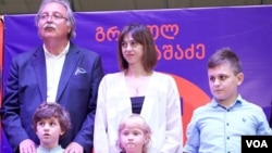 გრიგოლ ვაშაძე ოჯახთან ერთად