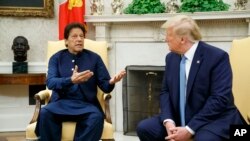 صدراعظم عمران خان ویلي چې ولسمشر ټرمپ سره یې د کشمیر په هکله خاصې خبرې نه دي کړي.