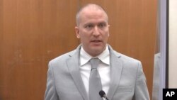 დერეკ შოვინი