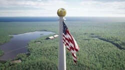 Izgradnja najvećeg jarbola za zastavu na svetu podelila Amerikance