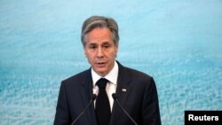 토니 블링컨 미 국무장관이 18일 일본 나가노현 가루이자와 주요7개국(G7) 외교장관회의 현장에서 기자회견하고 있다. 