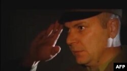 კადრი პროპაგანდისტული ფილმიდან "ენვერი"