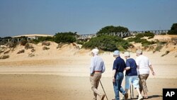 មនុស្សដែល​​ហាត់​ប្រាណ​ខ្លាំង​យ៉ាង​ពេញចំនួន​ អាច​កាត់​បន្ថយ​គ្រោះថ្នាក់​នៃ​ការកើត​​ជំងឺ​ដាច់​សរសៃ​ឈាម​​ក្នុង​ខួរក្បាល​ស្ងាត់ៗ​​ ឬ​​ Silent Stroke។