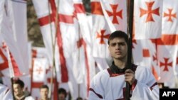 მართლმადიდებელი სამყარო შობას ზეიმობს