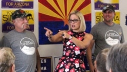 Demokrat Partili Arizona Senatörü Kyrsten Sinema