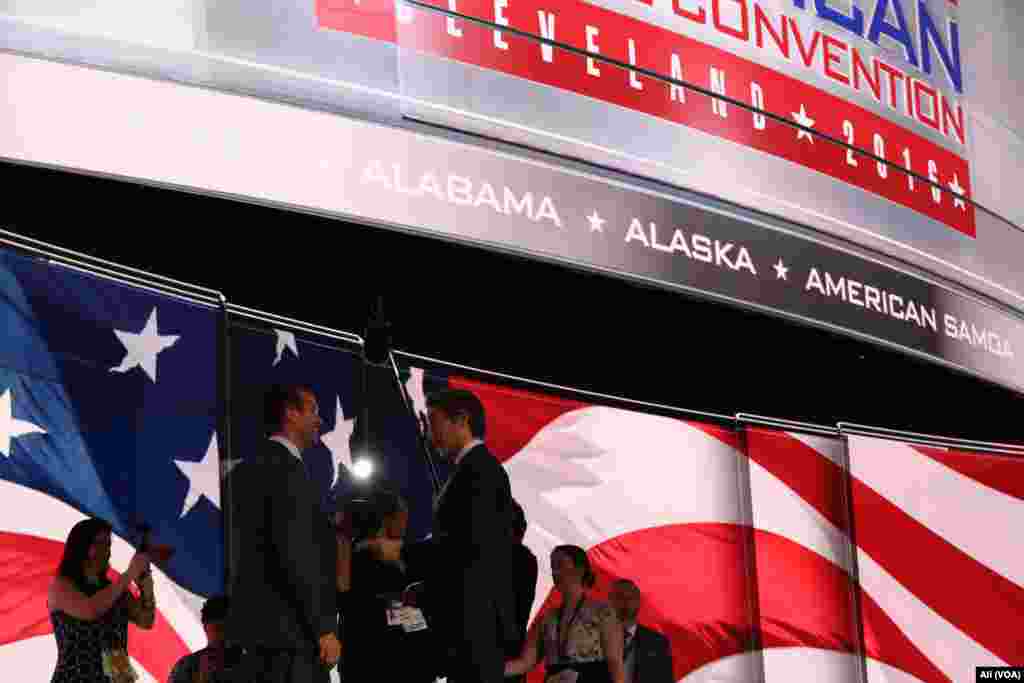 Donald Trump Jr., yang dijadwalkan berbicara dalam program Selasa malam pada Konvensi Nasional Partai Republik di Quicken Loans Arena, Cleveland (19/7).