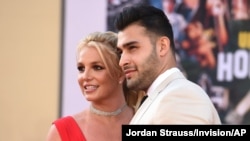 بریتنی اسپیرز و همسرش سام اصغری