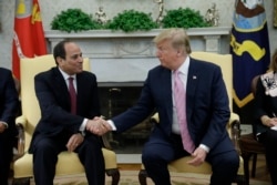 AQSh Prezidenti Donald Tramp (o'ngda) Misr rahbari Abdul Fattoh al-Sissi bilan,Vashington, 2019-yil, 9-aprel