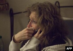 Tera Burbankning oilasi og’ir iqtisodiy sharoitdan o’ziga kela olmayapti. Qurilish ishlari bir paytlar gullab-yashnagan shtatda ishsizlik darajasi osmonga sapchigan. Qiladigan ish yo’q. Bundan farzandlar jabr tortib, oilalar buzilmoqda