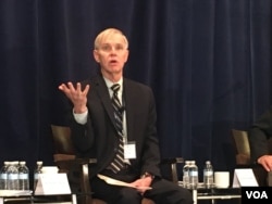 前美国在台协会主席卜睿哲 (美国之音钟辰芳拍摄)