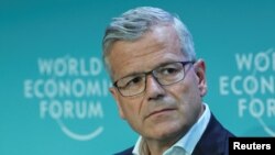 Izvršni direktor kompanije za transport robe "Maersk" Vinsent Klerk na 54. Svetskom ekonomskom forumu u Davosu (REUTERS/Denis Balibouse)