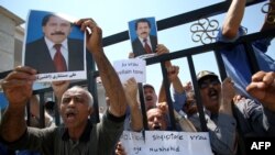 تصویر تعدادی از اعضای سازمان مجاهدین خلق ایران پس از حمله پلیس آلبانی و کشته شدن یک عضو این سازمان در اردوگاه اشرف ٣. سه‌شنبه ۳۰ خرداد ۱۴۰۲