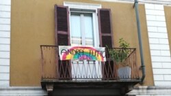 Lodi: Slogan međusobne solidarnosti tokom pandemije. "Andrà tutto bene" znači "sve će biti u redu".