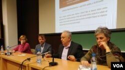 Učesnici tribine "Nauka, država i društvo" u sklopu tribina "Nije filozofski ćutati" na Filozofskom fakultetu u Beogradu, 4. aprila 2019.