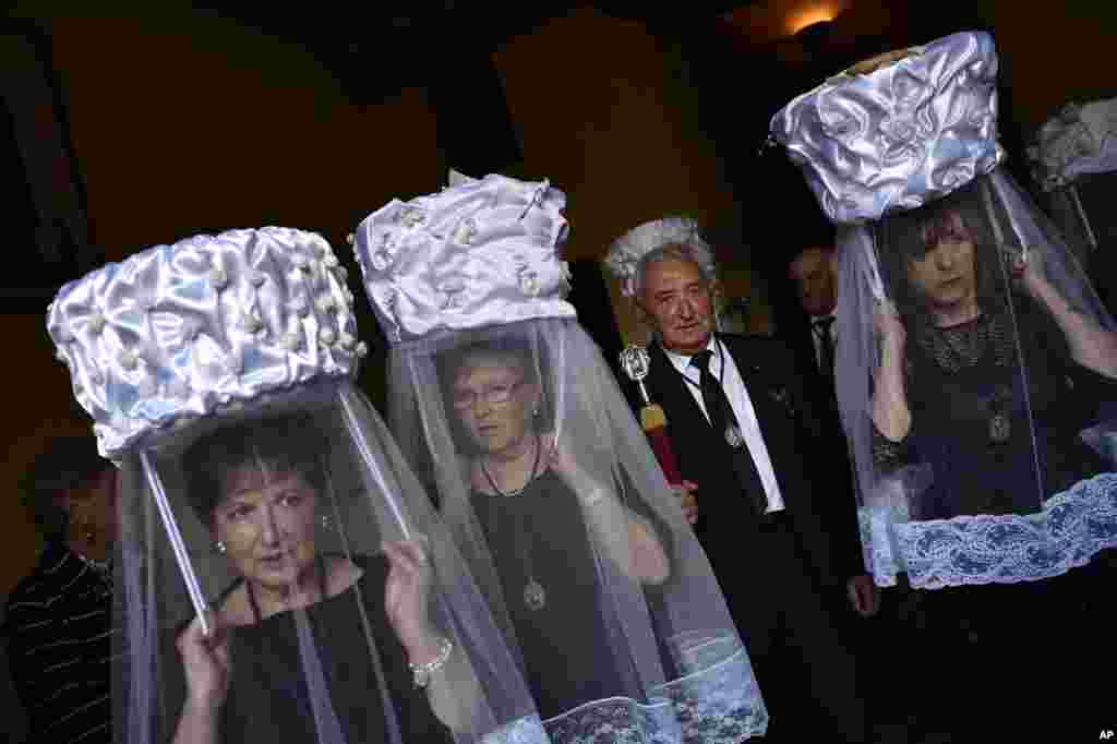Participants of ''Prioresses Procession" take part in the ceremony honoring Domingo de La Calzada (1019-1109), who helped poor people and pilgrims, in Santo Domingo de La Calzada, Spain, May 10, 2017.